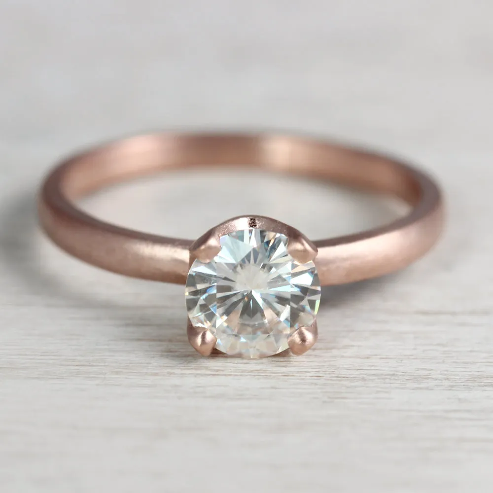 6mm Crown Solitaire •