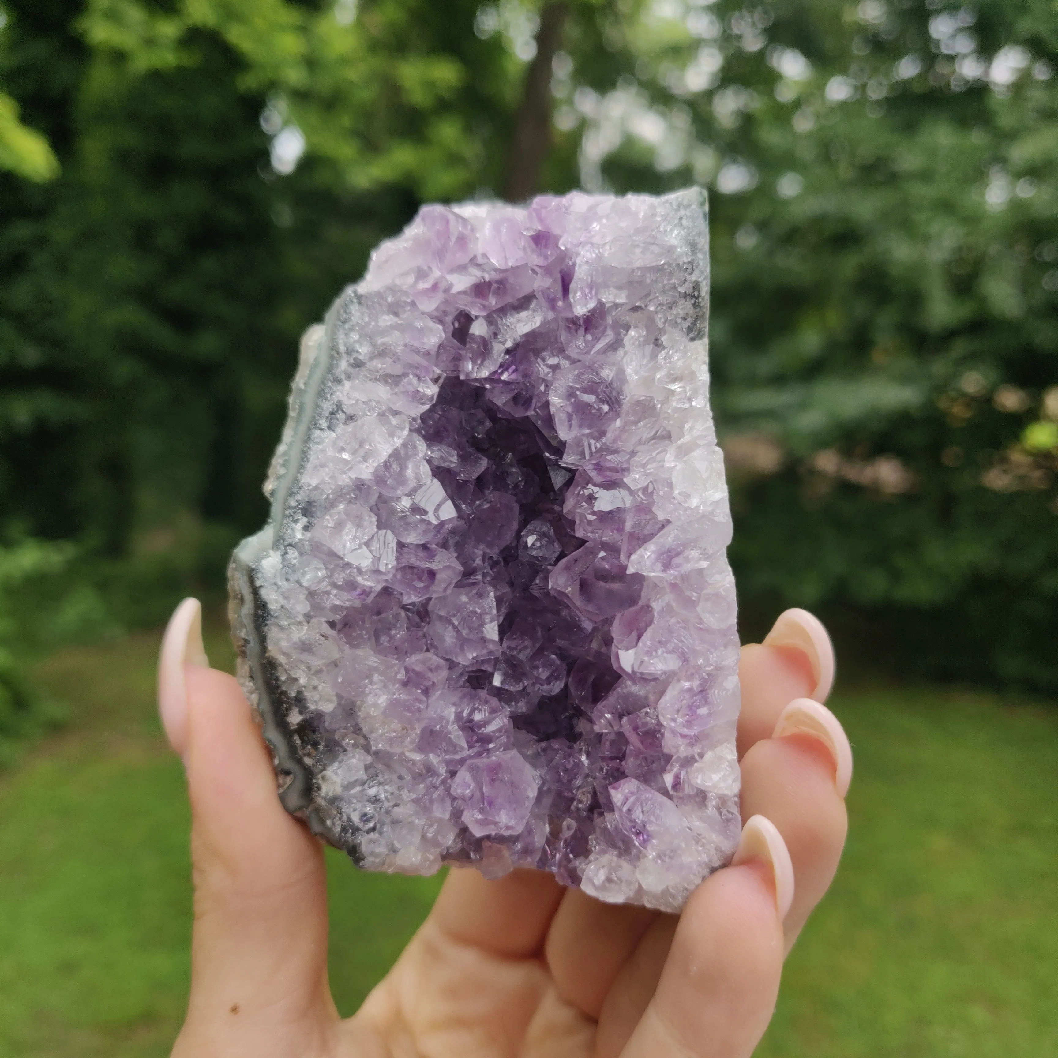 Amethyst Geode Free Form, Cut Base (#20)