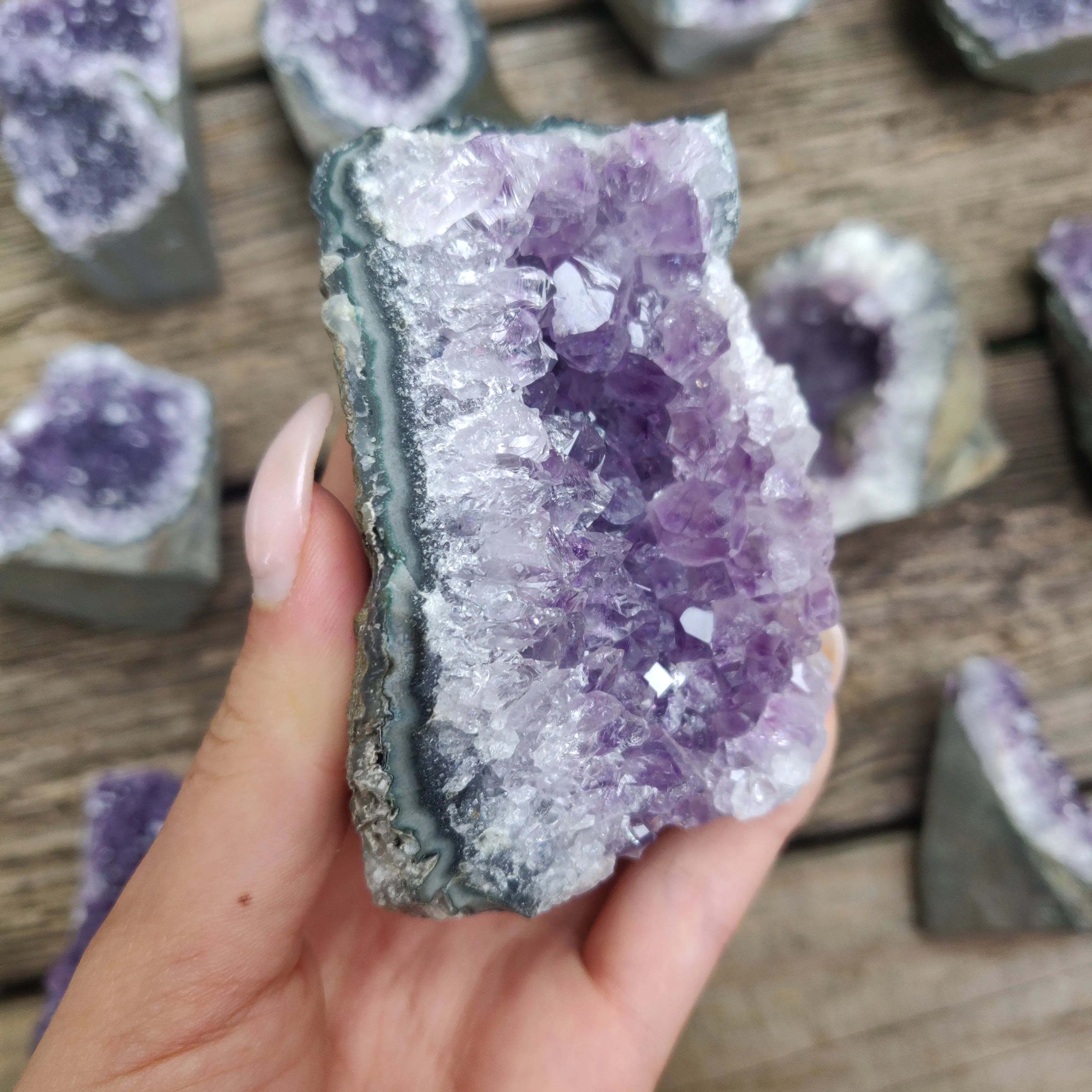 Amethyst Geode Free Form, Cut Base (#20)