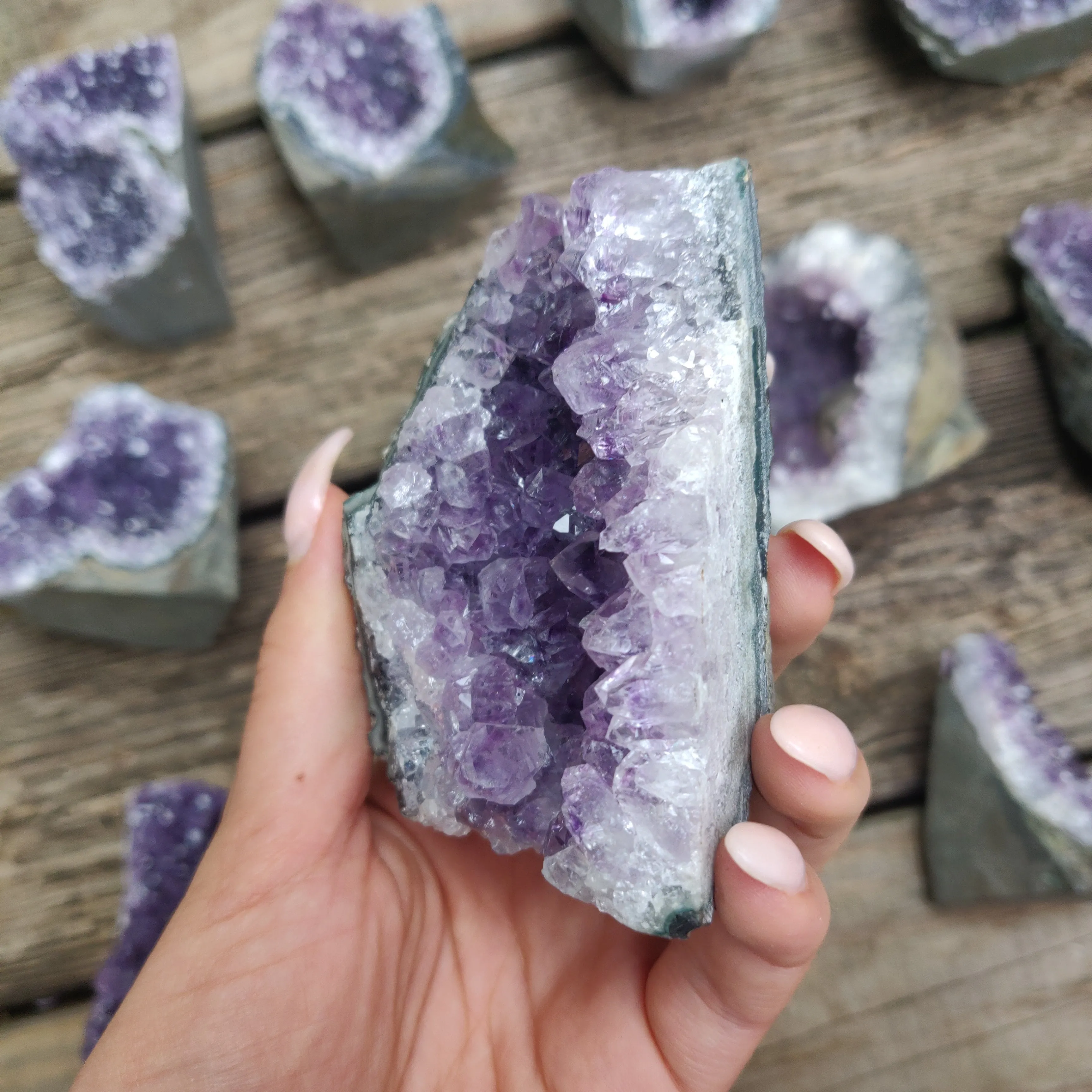 Amethyst Geode Free Form, Cut Base (#20)