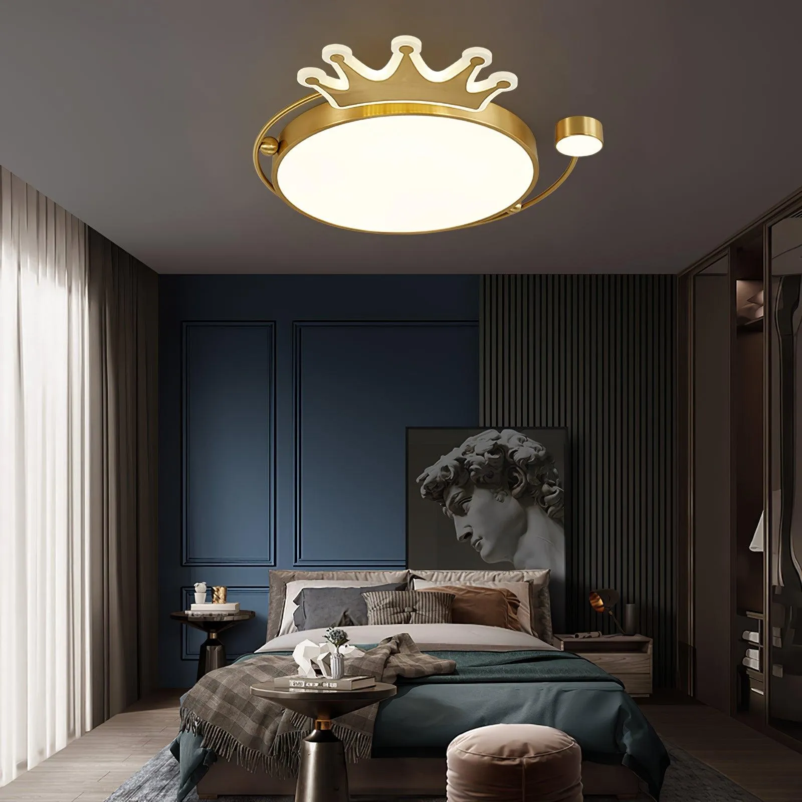 Crown Ceiling Light