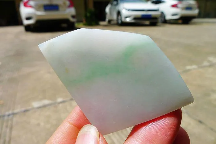 Natural Jade Rough Jadeite Raw (27g,4.3X4.1X0.5cm)