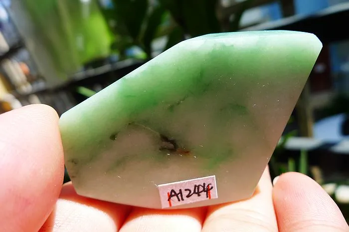 Natural Jade Rough Jadeite Raw (36g,5.7X3.3X0.8cm)