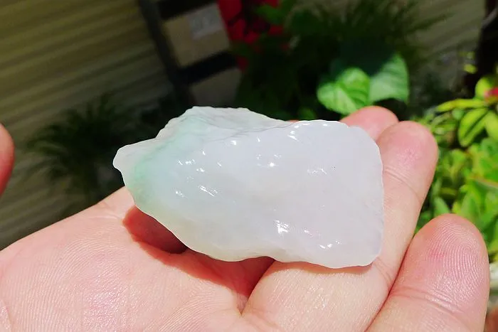 Natural Jade Rough Jadeite Raw (39g,4.4X3.7X1.8cm)