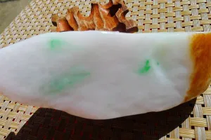 Natural Jade Rough Jadeite Raw (440g,12X5.8X3.8cm)