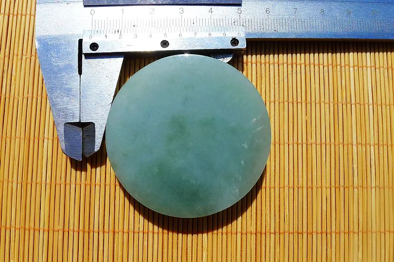 Natural Jade Rough Jadeite Raw (71g,5.2X5.2X1cm)