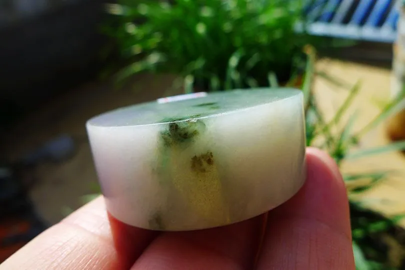 Natural Jade Rough Jadeite Raw (73g,4.1X4.1X1.6cm)