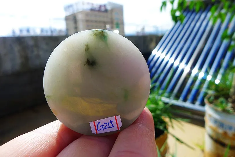 Natural Jade Rough Jadeite Raw (73g,4.1X4.1X1.6cm)