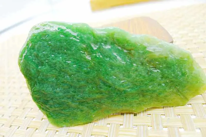 Natural Jade Rough Jadeite Raw (78g,9.6X5.5X1.3cm)