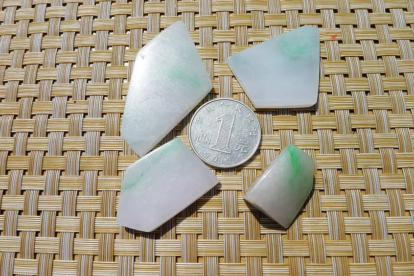 Natural Jade Rough Jadeite Raw SS-47g