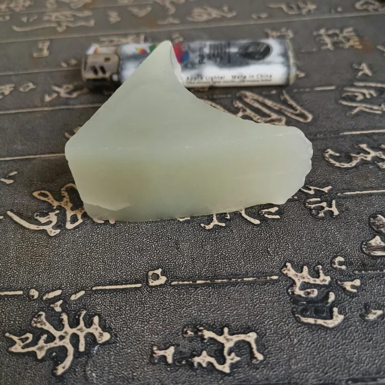 Natural Kunlun Jade Rough Nephrite Raw (100g, 6X3.8X2.8cm)