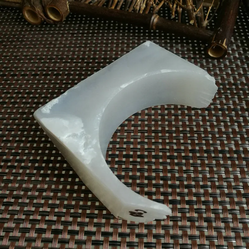 Natural Kunlun Jade Rough Nephrite Raw (206g, 8.3X2.6X2cm)