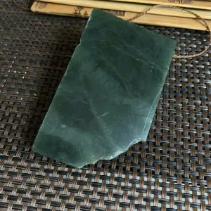 Natural Kunlun Jade Rough Nephrite Raw (256g,9.5X5.7X3.5cm)