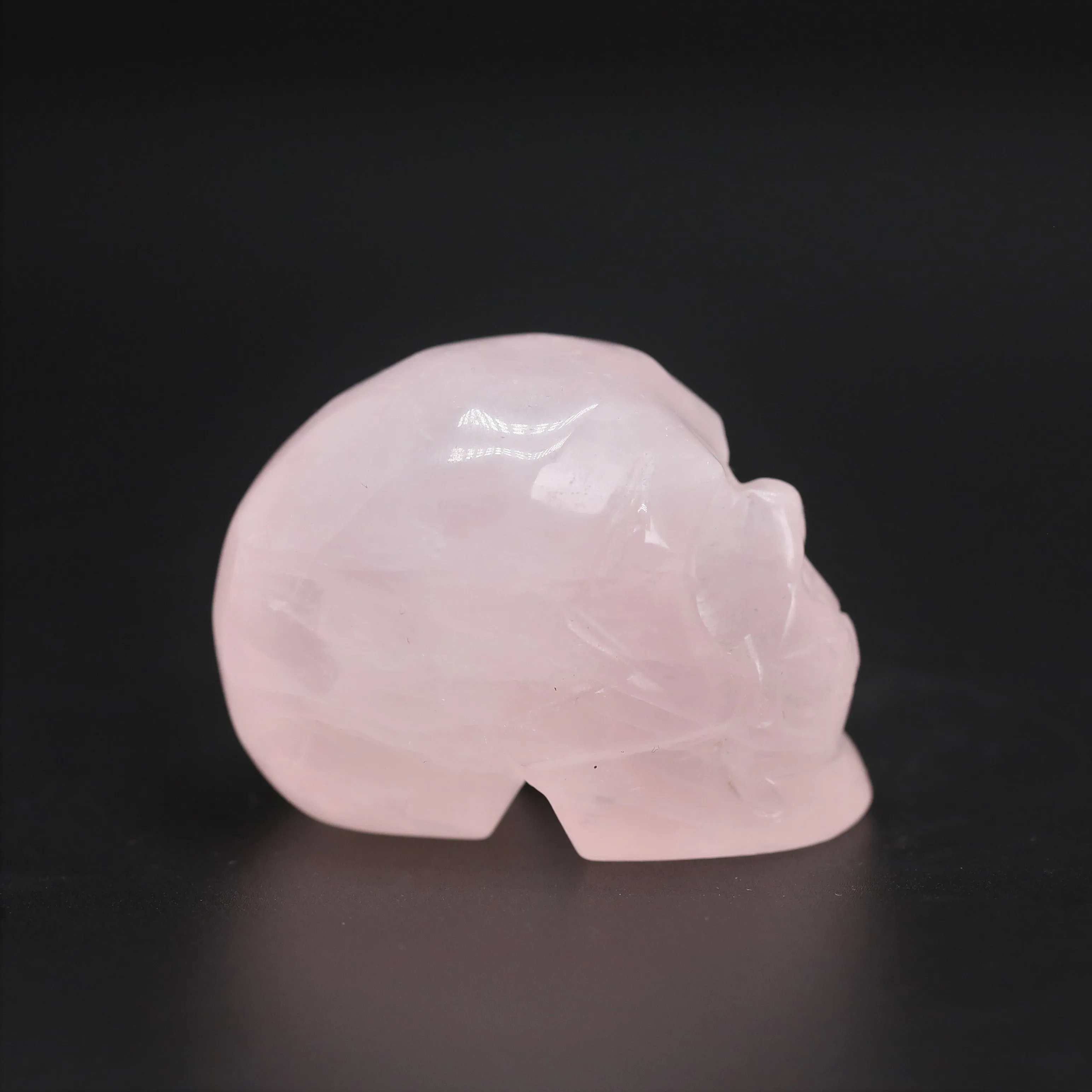 Rose quartz skull