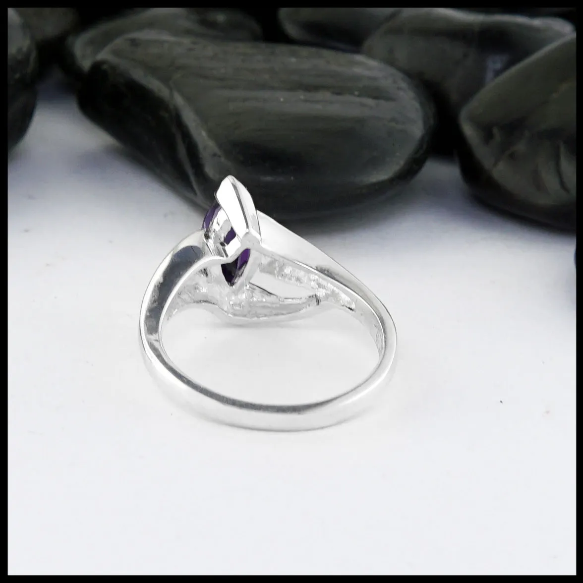 Sterling Silver Ring with Amethyst