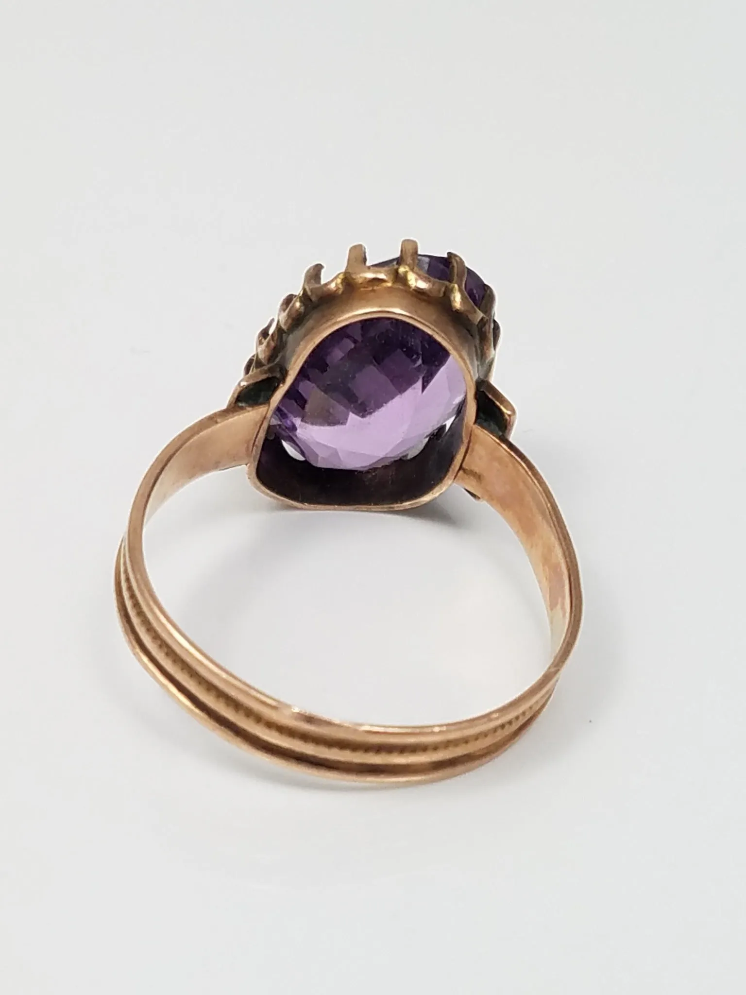 Victorian Natural Amethyst 7k Gold Ring